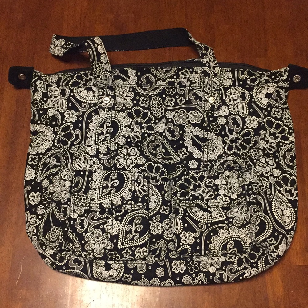 Thirty One Casual Cargo Purse Black Paisley Parade
